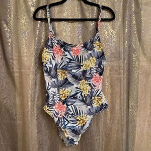 Hurley Tropical Hideaway Leaf Floral Print One Piece Swimsuit Large
